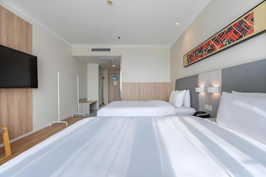 Hotel Hanting Caohejing Yishan Road