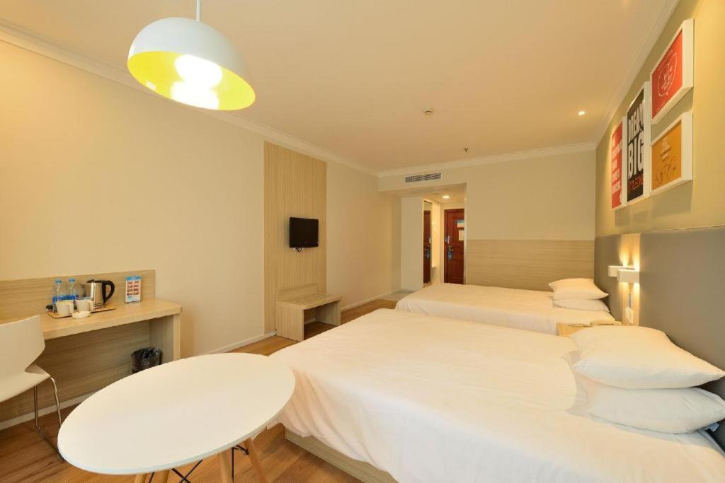 Hotel Hanting Caohejing Yishan Road