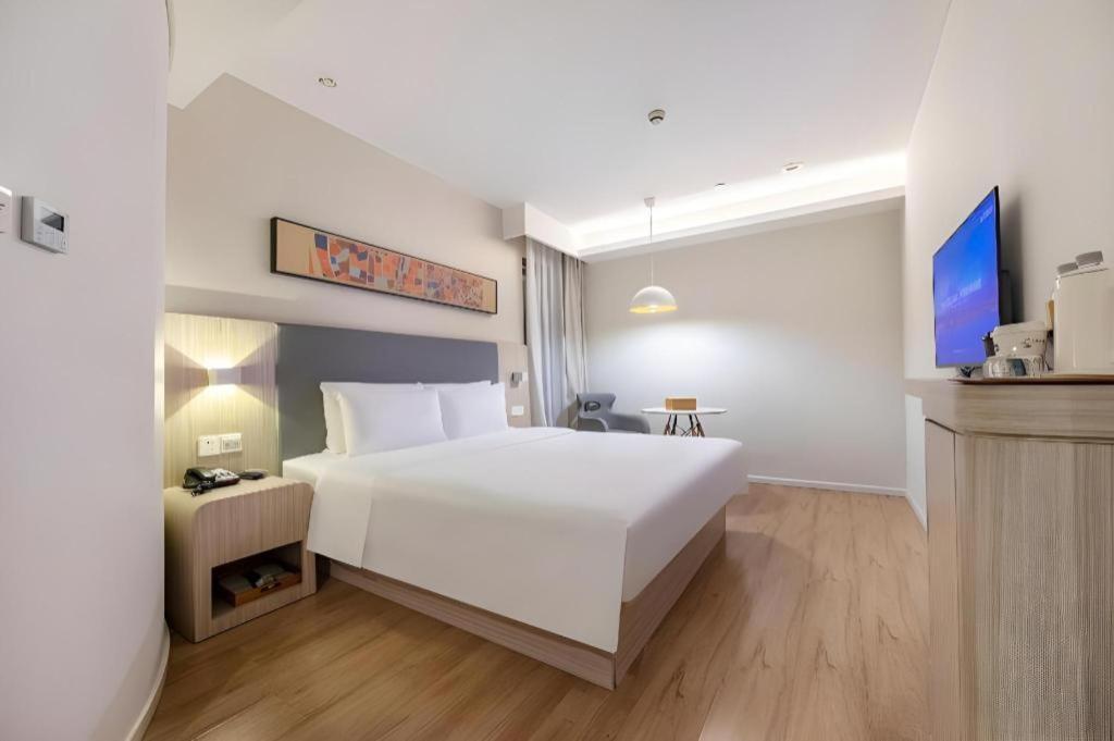 Hotel Hanting Caohejing Yishan Road 2*