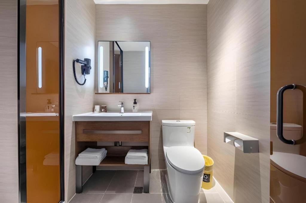 Hanting Caohejing Yishan Road Hotel