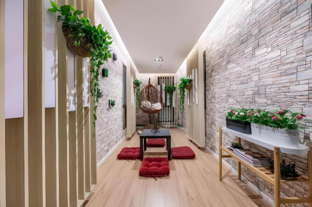 Hotel Hanting Caohejing Yishan Road 2*